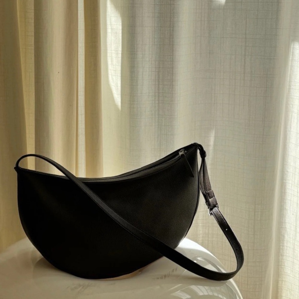 Oak and Fort Leather Sling Bag